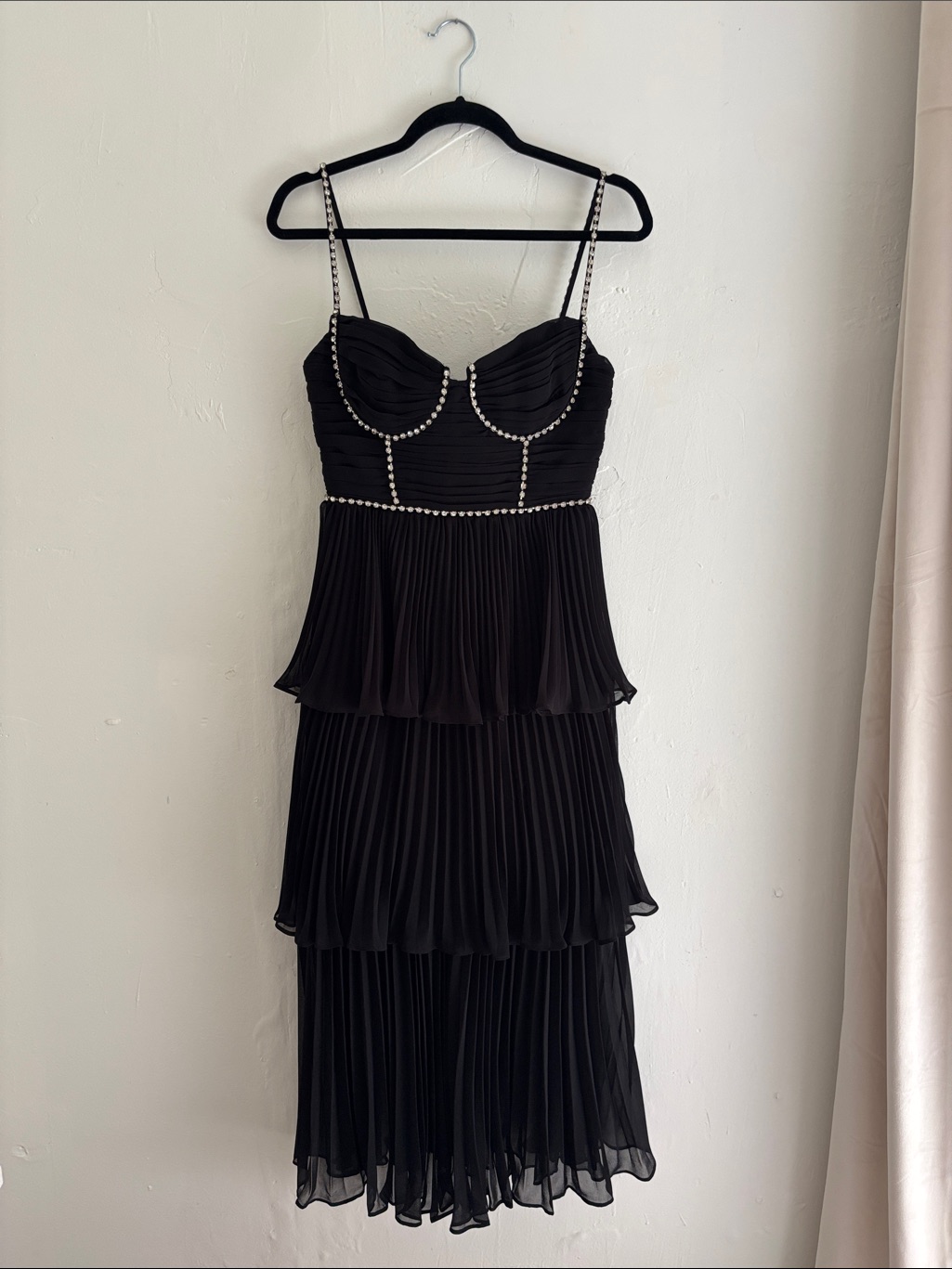 Self-Portrait Black Pleated Tiered Midi Dress With Beaded Cups
